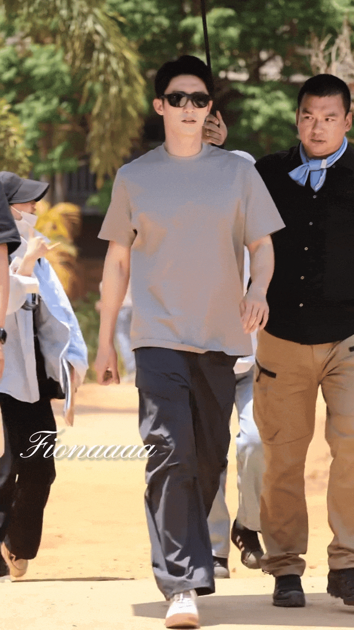 黄景瑜︱《明川有知夏》︱Day3路透20260414开机之后紧接着拍了一段厉泽川