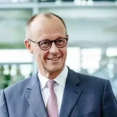 德国要向美国购买300套爱国防空系统
最大限度地支持乌克兰，默茨给力，欧盟在重新