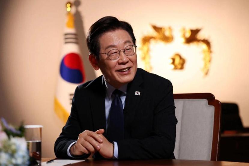 李在明硬刚美国，导火索是萨德撤兵

很多人说李在明明知道短期拿不回指挥权，为什么