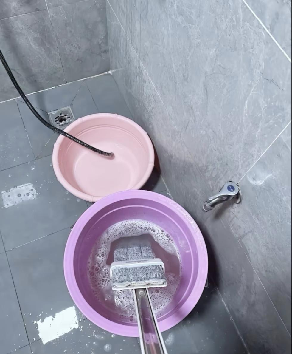 做家务不能替代运动，但也是运动的一部分。
1.主动做家务，看到家里整洁干净，能让