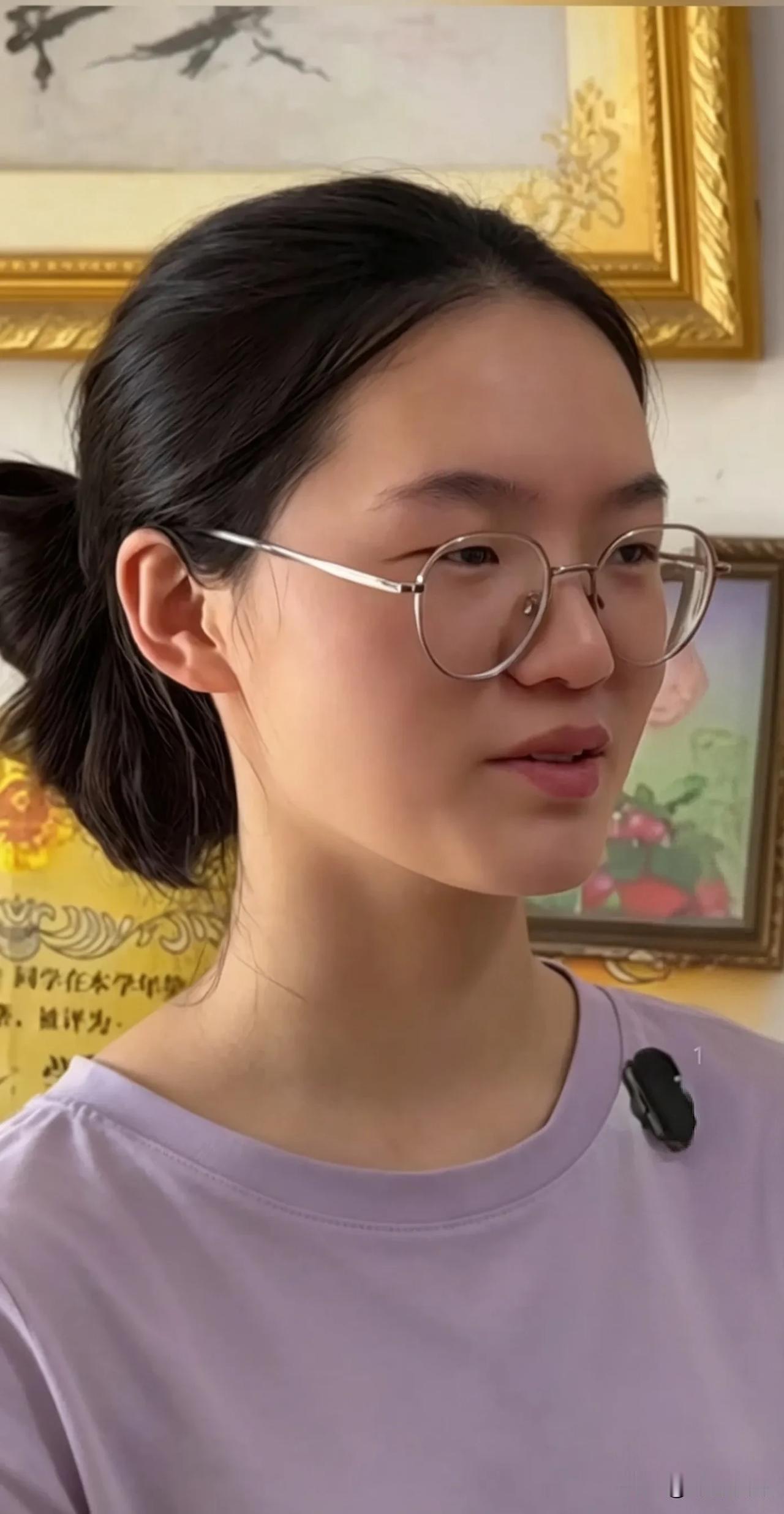 考699分的寒门女孩几句真心话反招大批网暴

河南郏县考生韩雅平今年物理类考出6