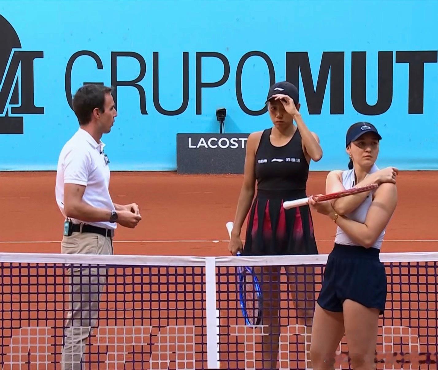 🇨🇳张帅vs🇩🇪利斯比赛开始啦🔥帅姐这套战袍咋样👀中国网球 丨wta