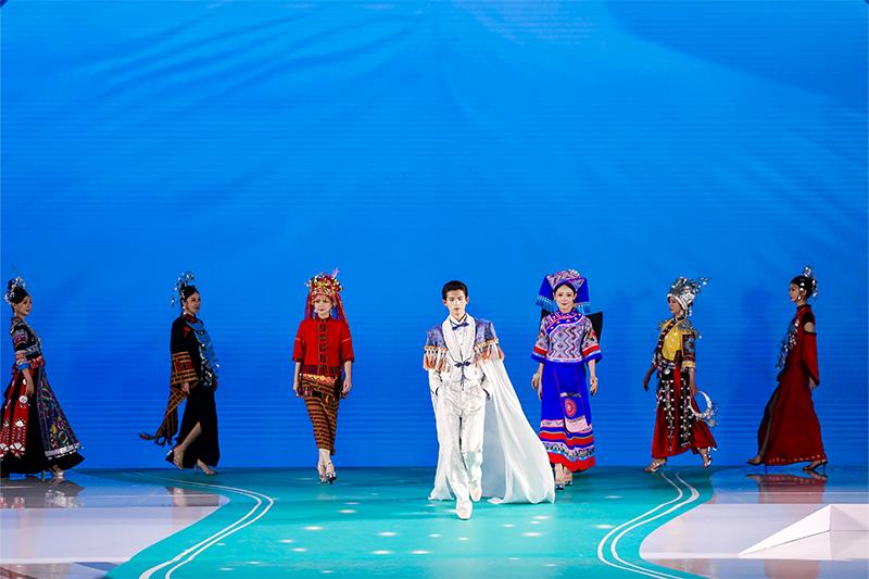 广西主题推介活动走进消博会 桂琼“牵手”向世界