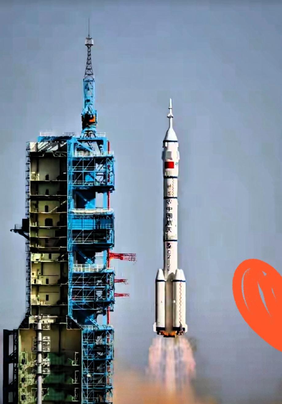 家人们，刚看到神舟二十号的消息，真是让人又揪心又安心！本来今天要返回的神舟二十号