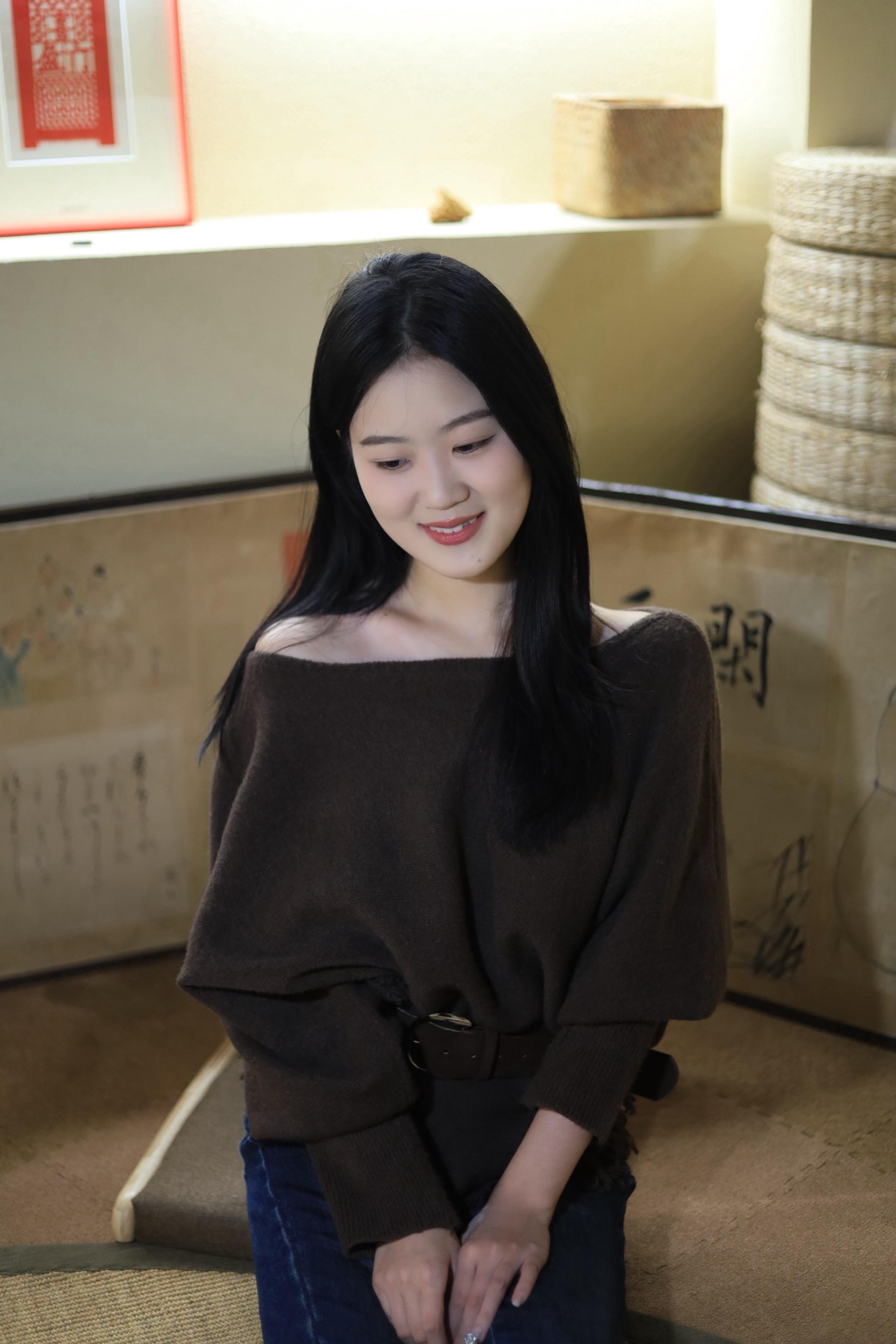 缘分的奇妙之处在于 你不是去到某个地方才会遇到那个人 而是你必须要遇到...