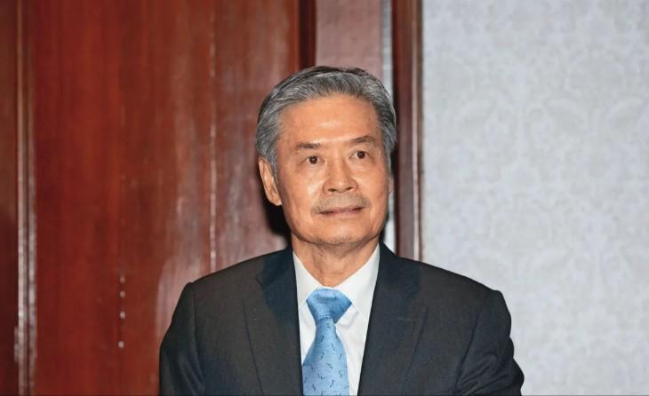 詹江村大骂金溥聪回美国去。
金溥聪又出来说要告人了，詹江村如果不道歉就提告。