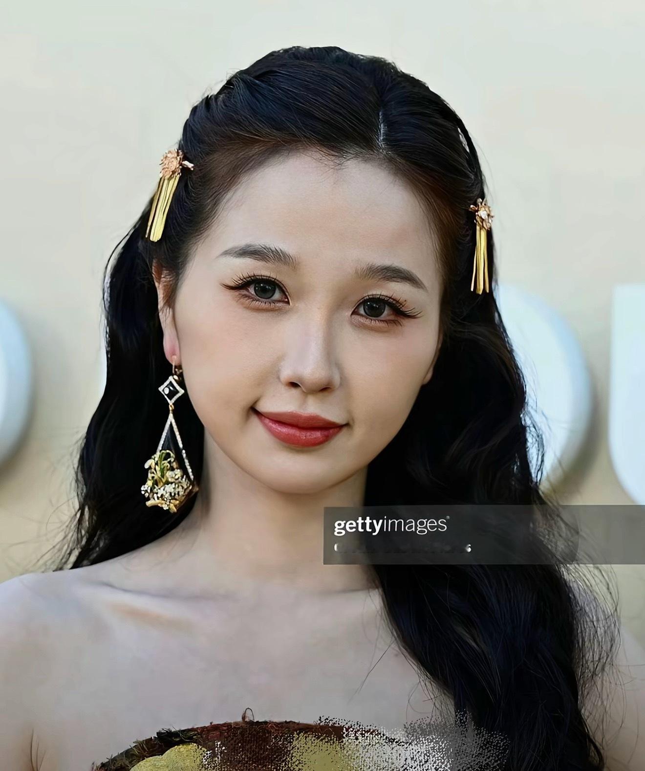 谁懂这个妈生脸的权威这么多年一直没变 