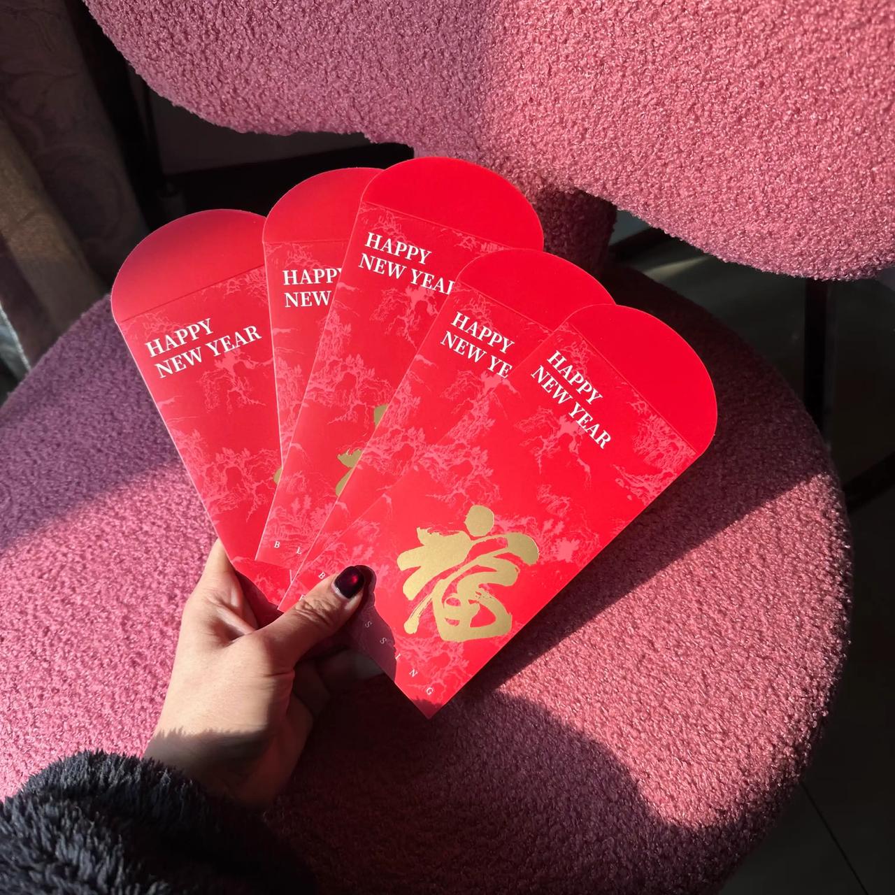 集卡领红包活动真是太有吸引力了！就说社区菜市场办的那个活动，连大爷都一大早跑去参