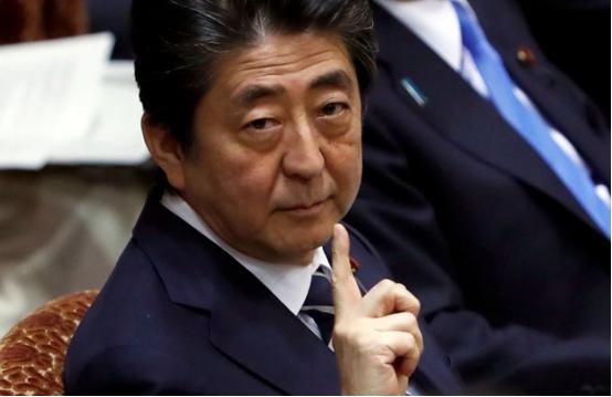 日本大概率撑不过十年，十年之内日本很可能将会从发达国家沦为发展中国家，这里面最主