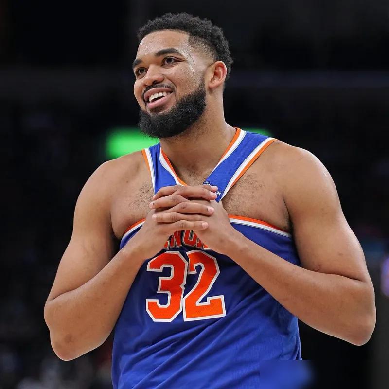 场均犯规4.8次，唐斯是尼克斯的夺冠炸弹？
本赛季进攻犯规48次，比联盟第二多