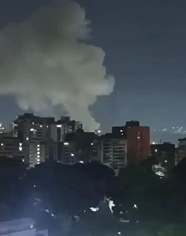 为什么很多人坚持认为，单兵便携式防空导弹，在晚上随便一抬手就击落敌机？

美军直