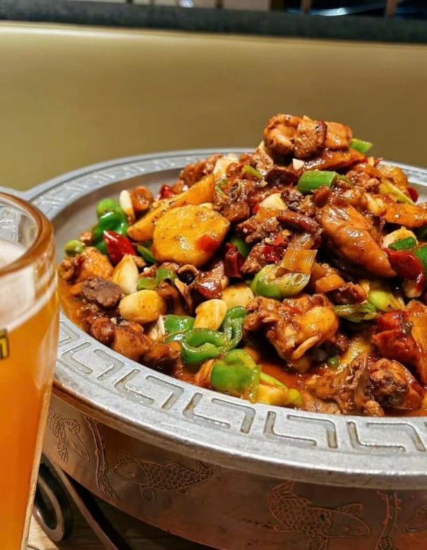 沈腾喊你上京东好好吃饭被龙餐馆沈腾那句”好好吃饭”狠狠戳中内心。电影里的左宗棠鸡