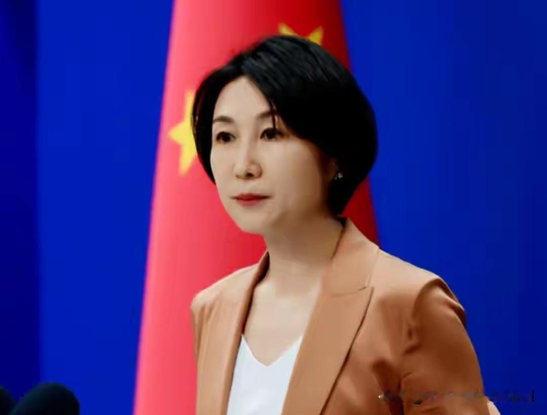 3400多个中国人，在边境线上守了八天八夜。换来什么了？一句道歉都没有。
 
事