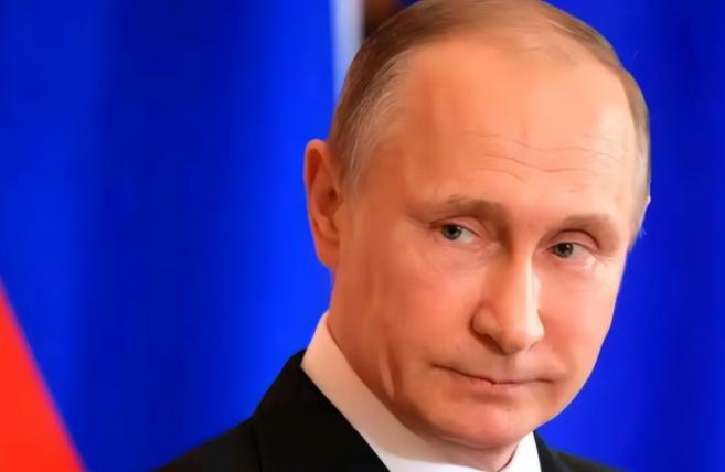 俄罗斯向中国发出了最高级别的“生存预警”！普京用两年被西方“扒皮抽筋”的惨痛代价