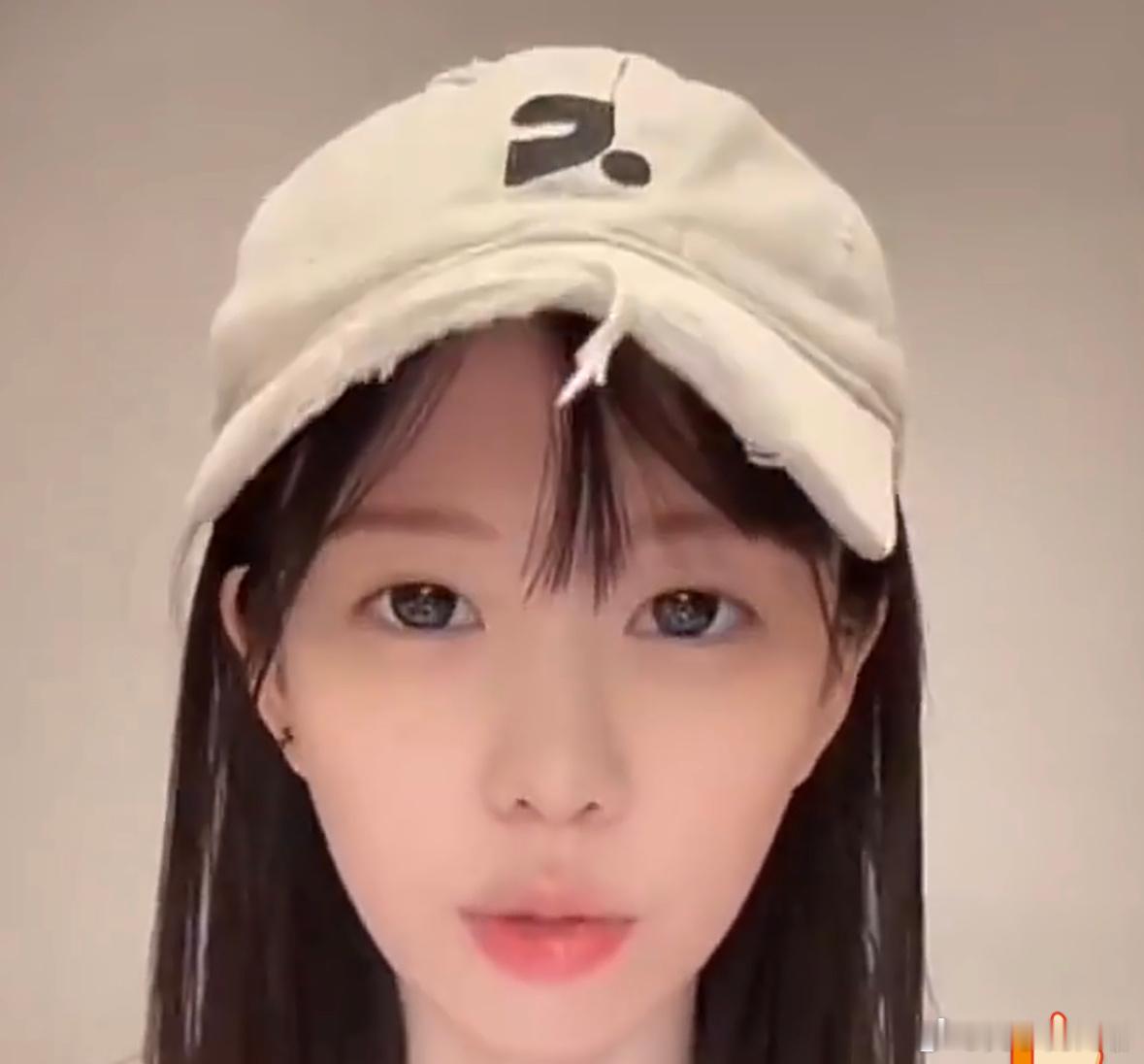 深海蜜柚回应深海蜜柚否认与康熙恋情 完了，这是彻底的塌下去了，好像再难翻身起来了