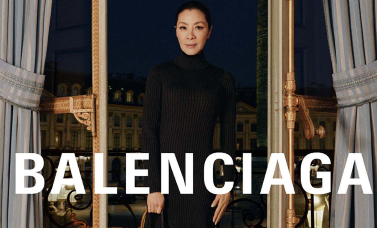 杨紫琼官宣新代言却是辱华品牌，引发网友争议：互联网没记忆
杨紫琼代言巴黎世家遭到