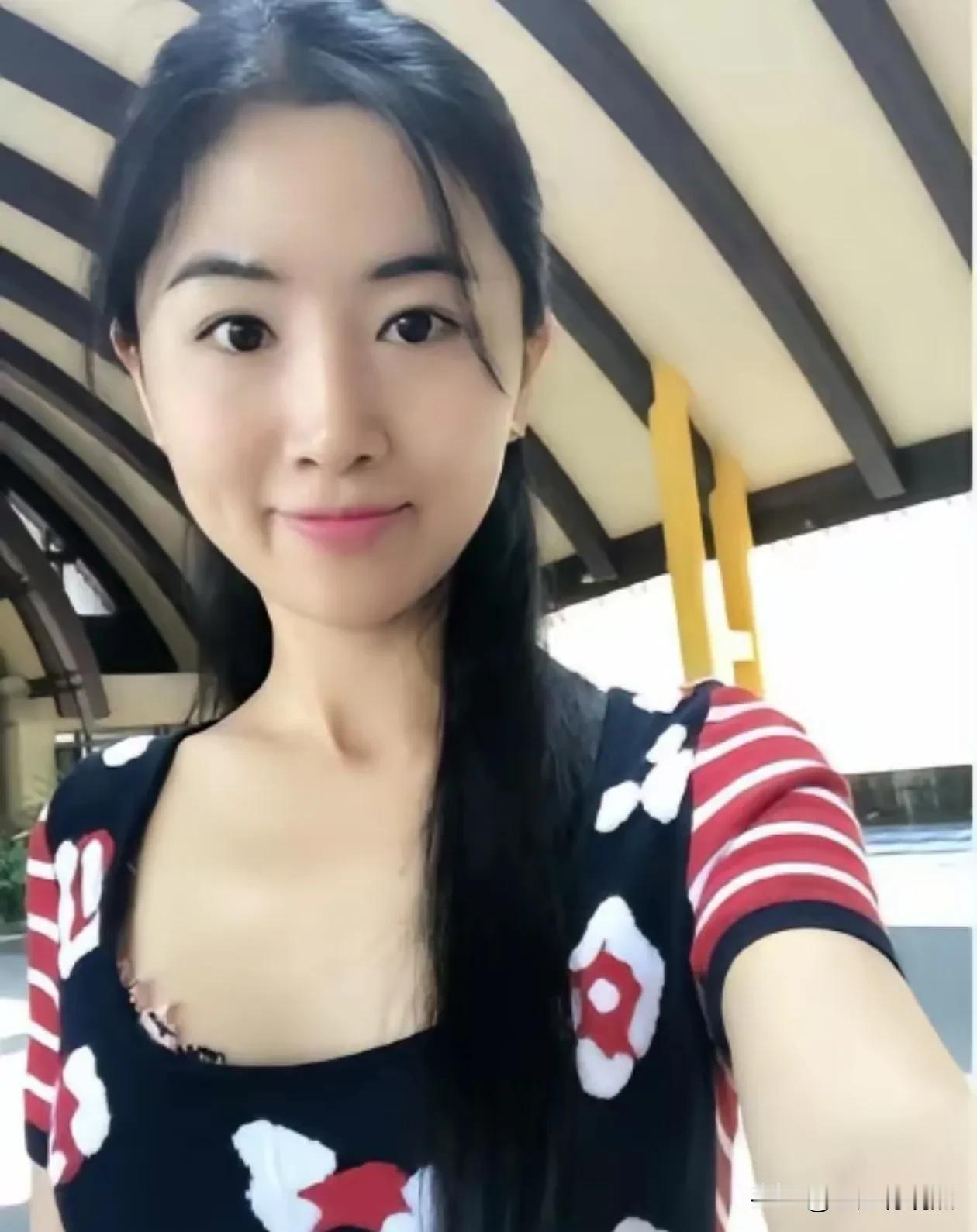 翟欣欣敲诈勒索案终于要开庭审理了。捞女不光捞钱，而且害命。虽然她的经历与行为是个