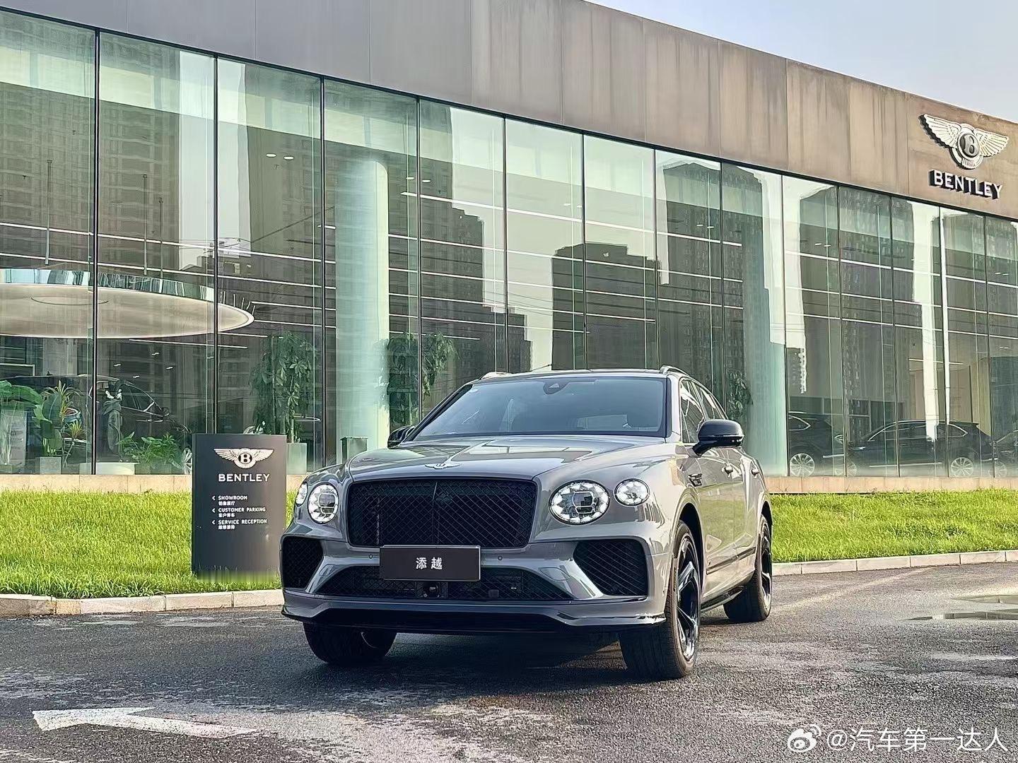 添越S  寒武岩灰​同样的颜色，不同的内饰，现车 ​​​