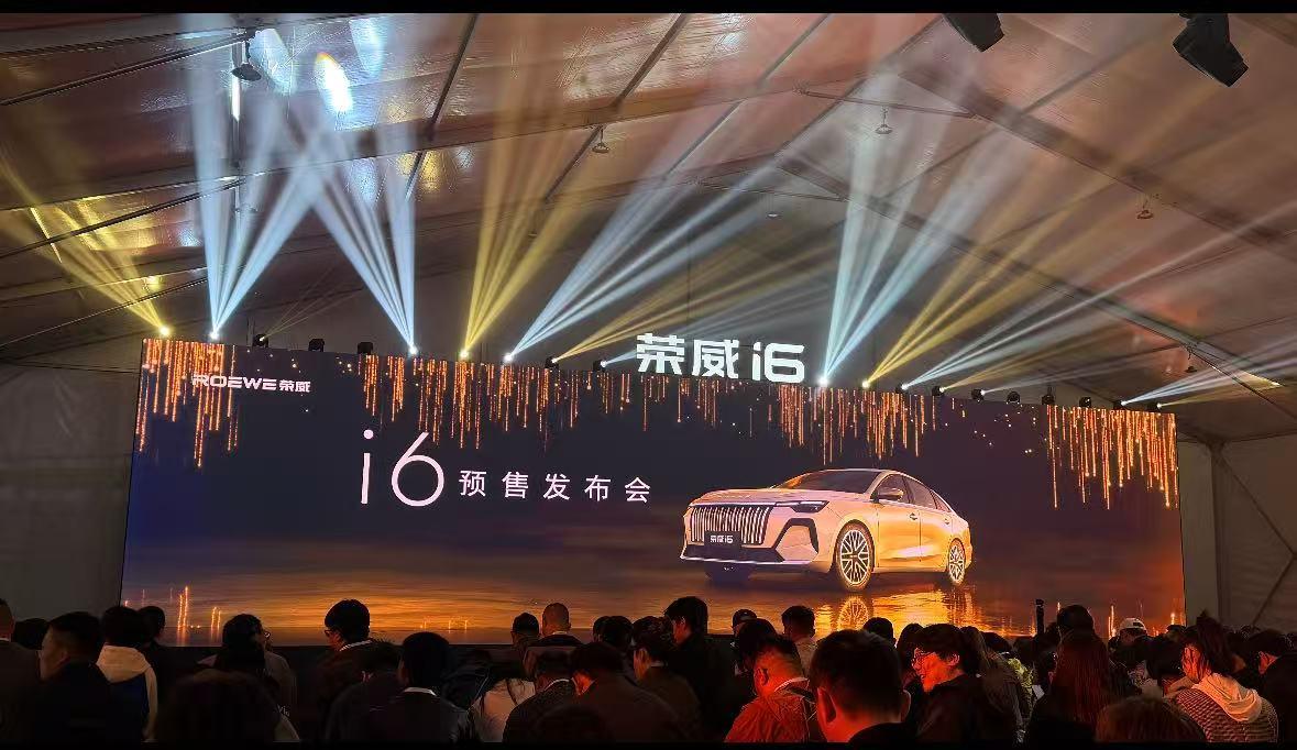 电车普及之后，不少人觉得燃油车终将成为时代的眼泪。但家用市场的真实需求一直没变：