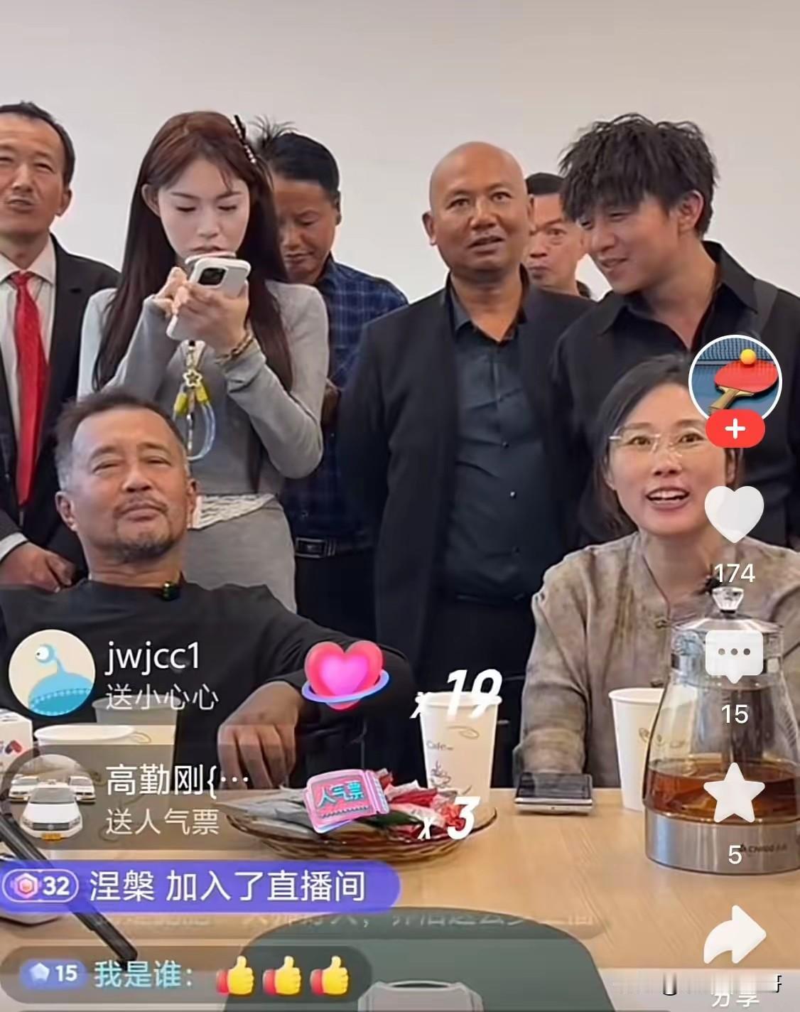 沈巍最大的问题就是介入世俗，他之所以能够火，是因为他的“道”得到大家的认可。如今