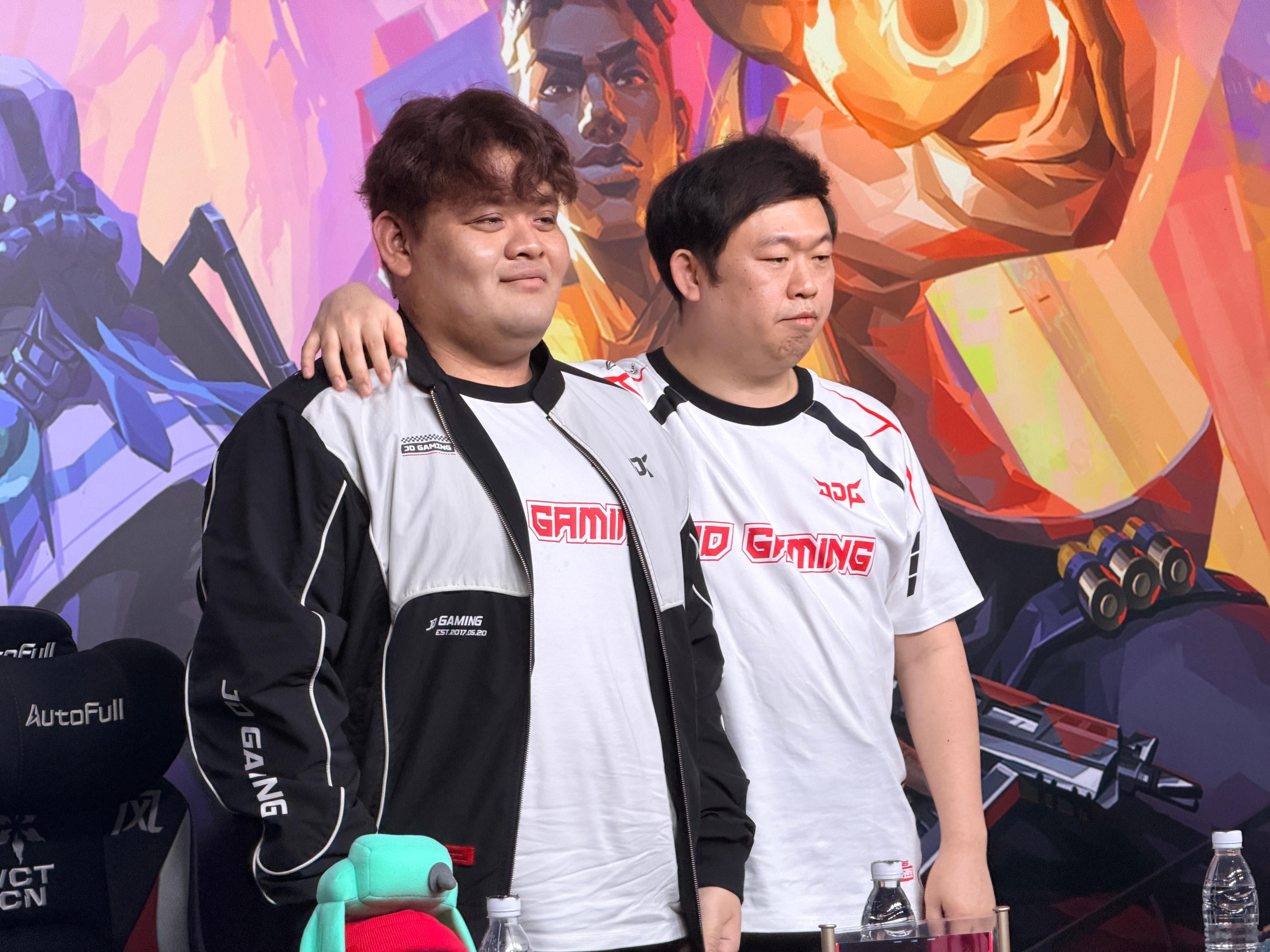 JDG无畏契约 和教练的胜采合照来啦JDG长沙站首胜JDG长沙站对阵TE