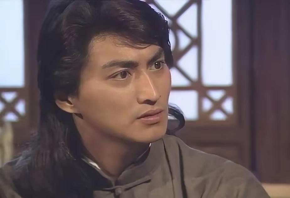 这是哪位？什么人物？请告知[作揖][玫瑰]猜猜他叫啥