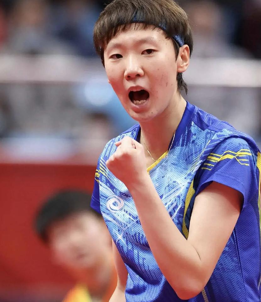 目前女队主力中，王曼昱是第一个世锦赛、全运会、亚运会冠军，第一个全锦赛金满贯，她