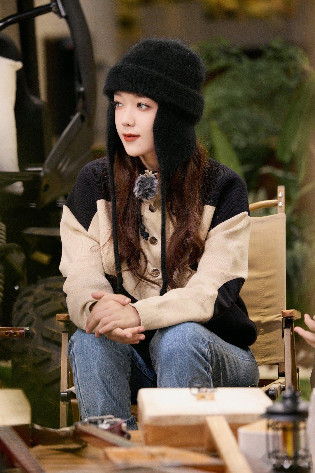 #硬糖少女303##希林娜依高# 今日份糖妹新鲜物料希林娜依高乐在旅途工作室更新