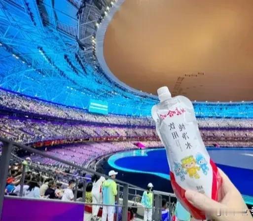 一个人成熟的标志：记住好事，看淡错事，释怀往事
无门慧开禅师曾说：“春有百花秋有
