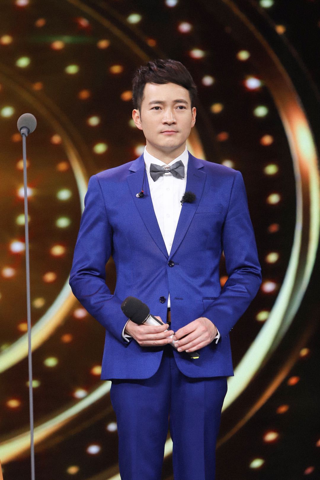 婚变风波未平，又曝育有一双儿女！此前两人低调相守，如今孩子成焦点，网友盼双方妥善