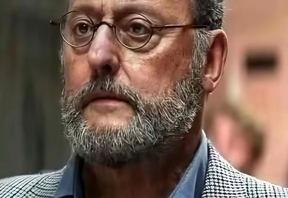 法国国宝级演员让·雷诺痛批马克龙：“法国正在一点点死去。希拉克、萨科齐、奥朗德…