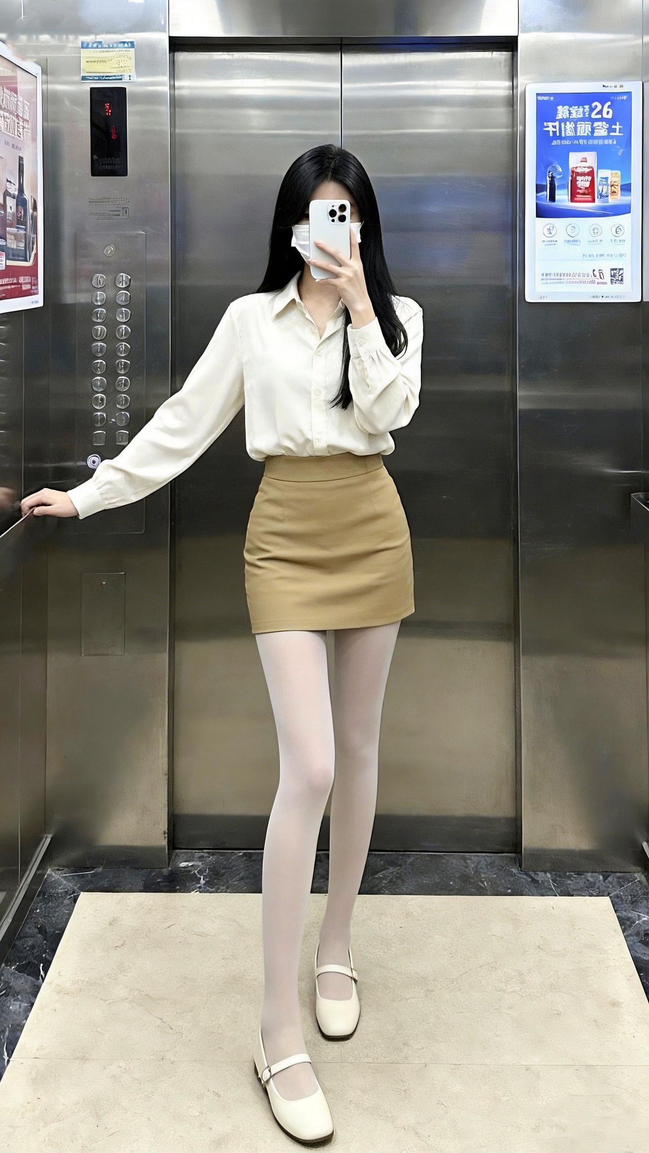 御姐ootd穿搭 电梯穿搭日常 职场风小短裙 包臀裙穿搭 御姐