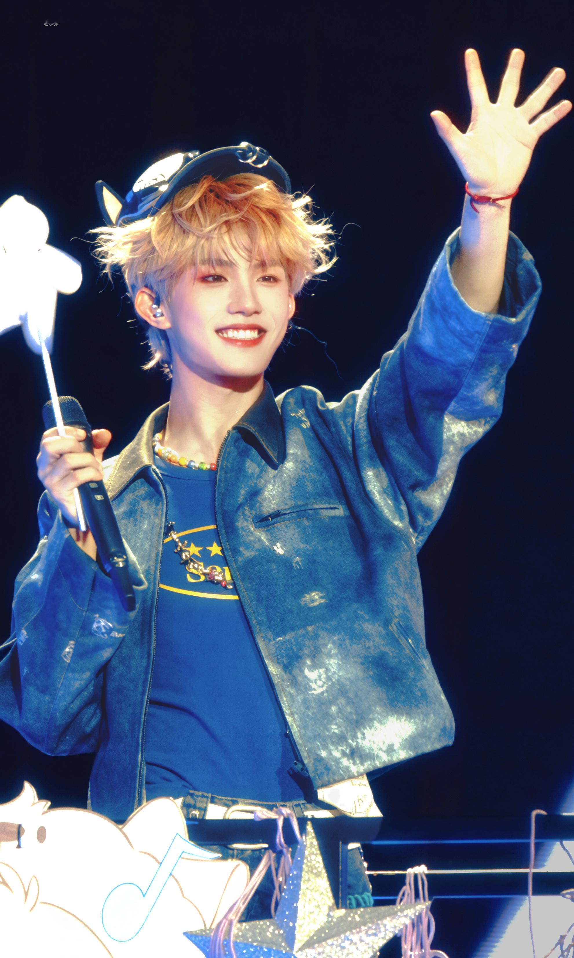 泥嚎呀～💛 ​​​