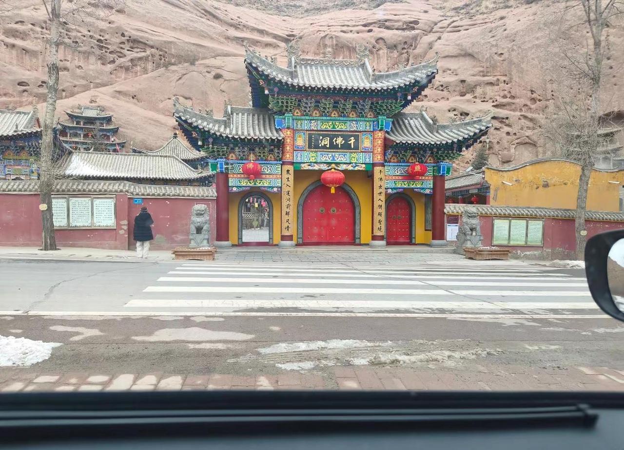 没有任何一个人 能把你变得越来越好， 你越来越好的原因， 是因为你一次次的经历，