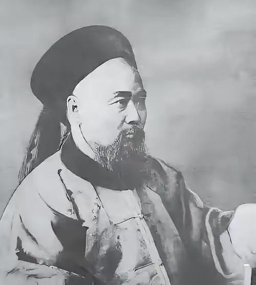 如果没有慈禧的阻拦，这个疯子或许早已荡平了日本？
这里说的“疯子”，不是别人，正