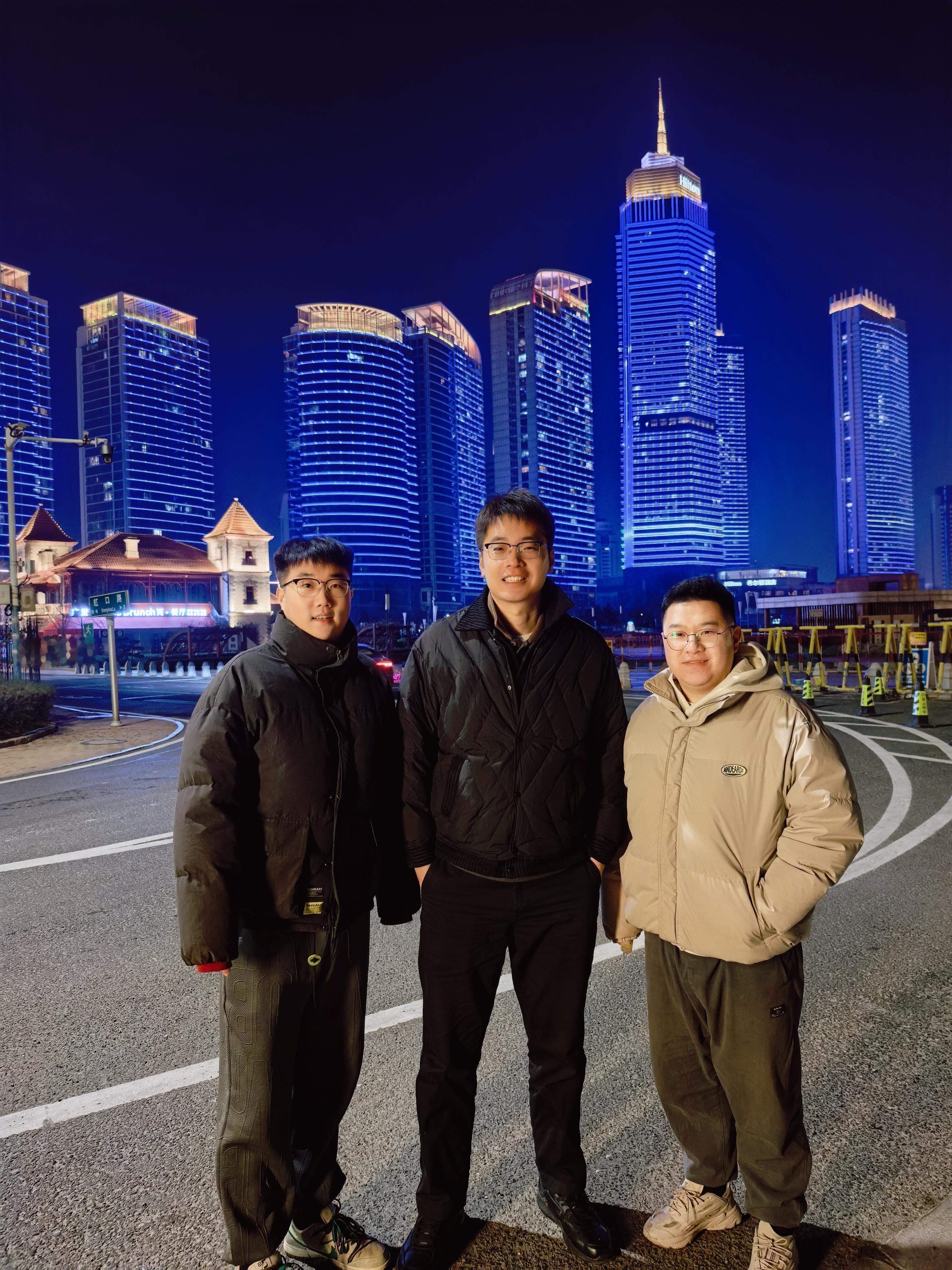 家门口了却没时间回家看看因为我和我的兄弟雄心壮志