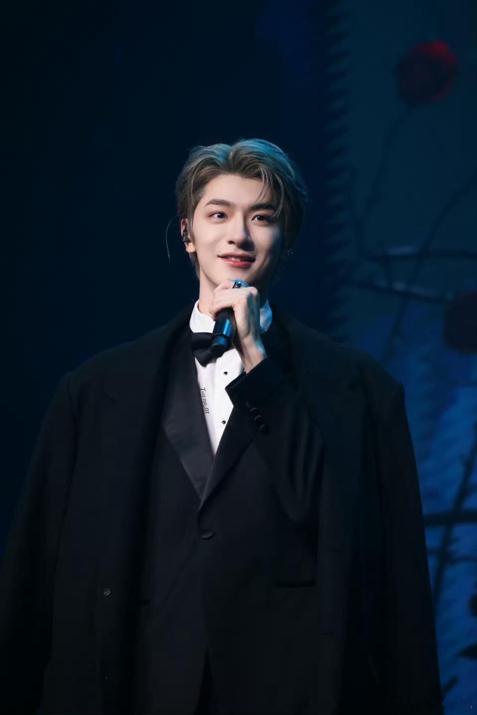 林一破茧为一见面会林一见面会帅成啥了小王子 👑 