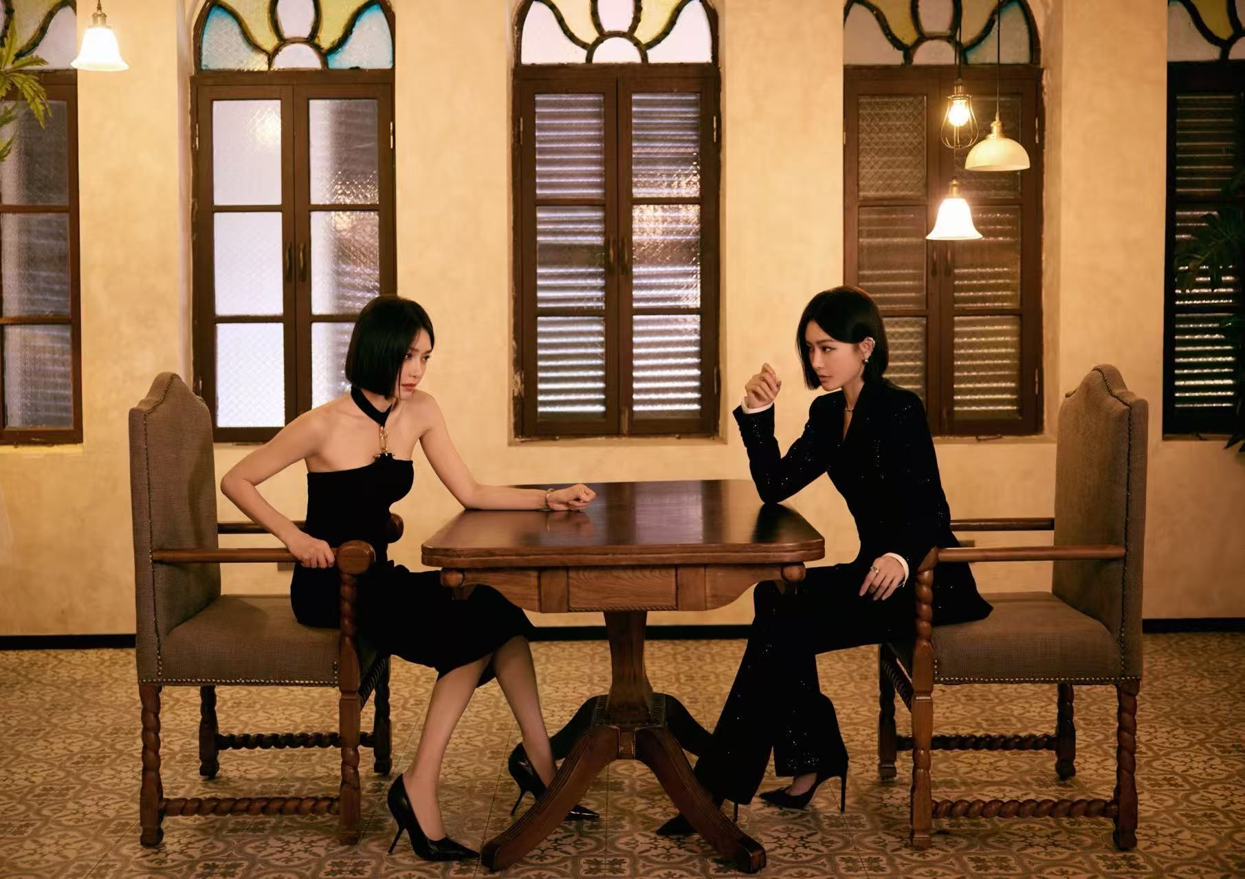 秦岚星光大赏cos双生花  今日星光大赏最佳出图🈶秦岚，cos双生花，还是双面