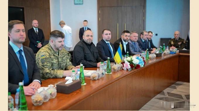 俄美乌2026年2月4日在阿布扎比谈判现场