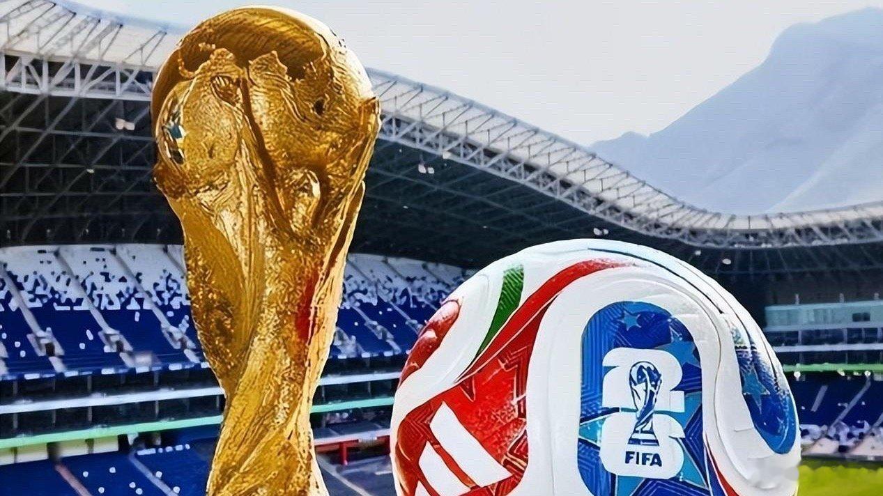 FIFA这回应算是把“和稀泥”的艺术玩明白了。🤷♂️独立纪律委员会正在评估，这