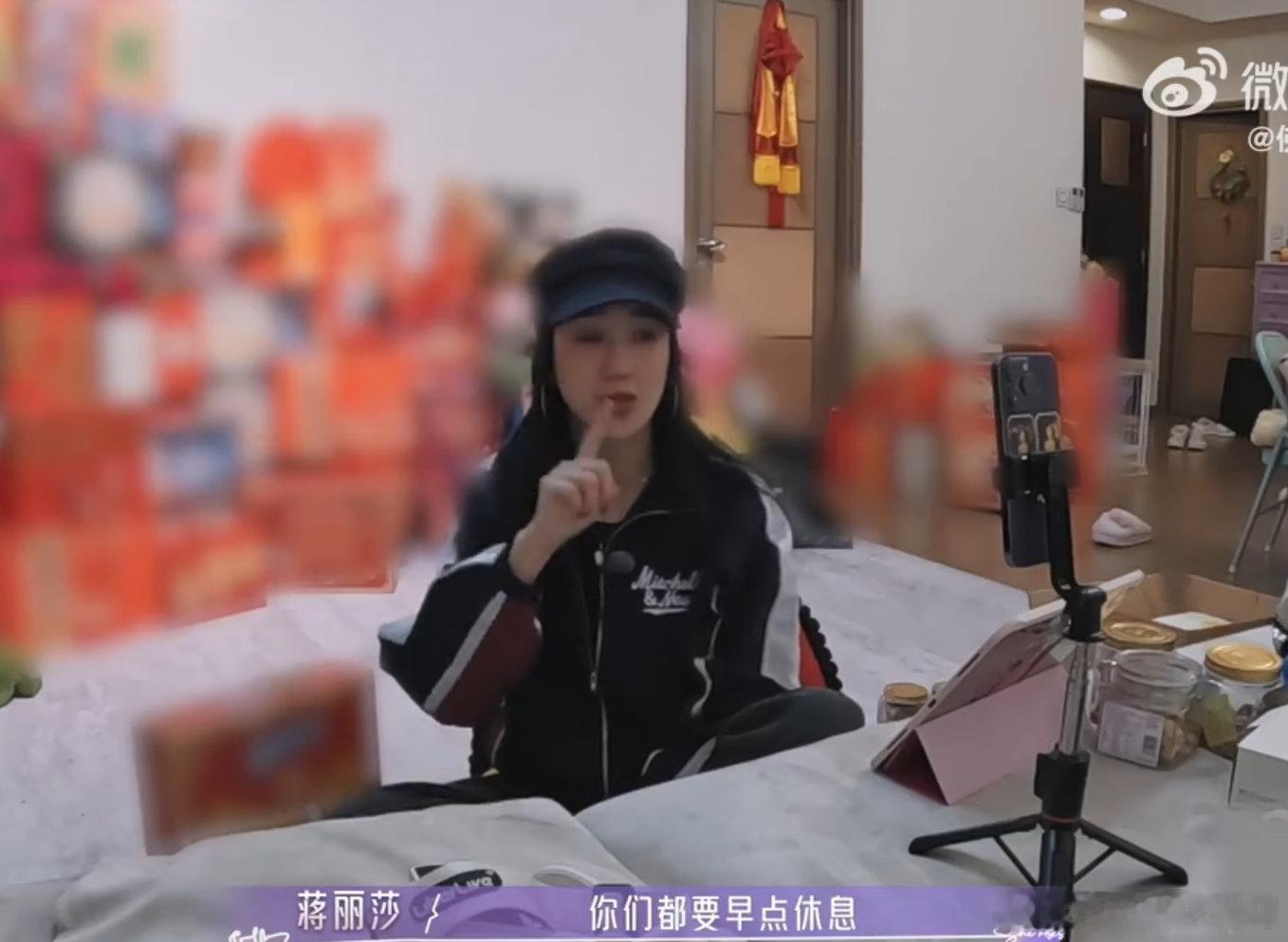 蒋丽莎被家庭不断挤压的自我21天重养自己全身心扑在家庭里，渐渐弄丢了自己，看着真