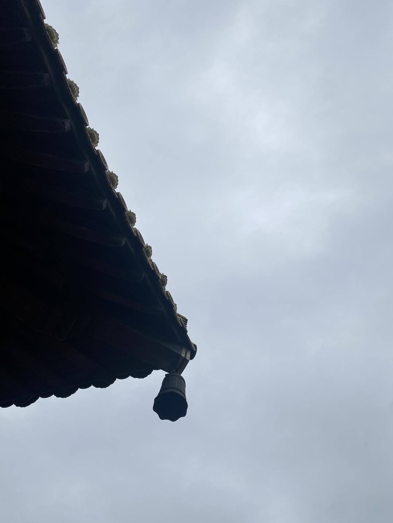 我要牢牢的记住这句话：“我不欠任何人，谁也别对我指手画脚，你没资格，我不喜欢参与
