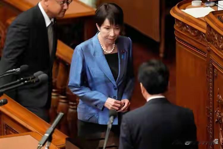 高市早苗呼吁对话，中日韩周末将举行会晤，中方代表被曝降格出席