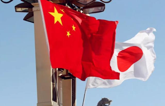 在沉默了整整五天之后，日本高市早苗终于开口了，但她说的话却让人感到尴尬和无奈。面