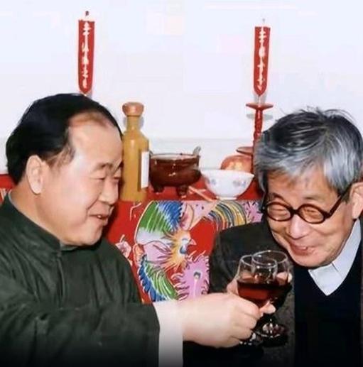 莫言最大的本事是什么？莫言最大的本事就是只揭露夸大社会负能量，不讴歌弘扬社会正能