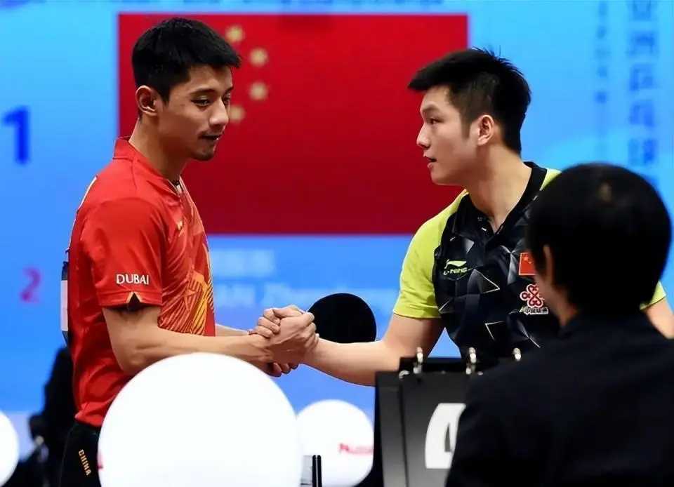 张继科回应"被樊振东完虐"：11分制他10我0 1分制未必输！硬核力挺后辈技术极