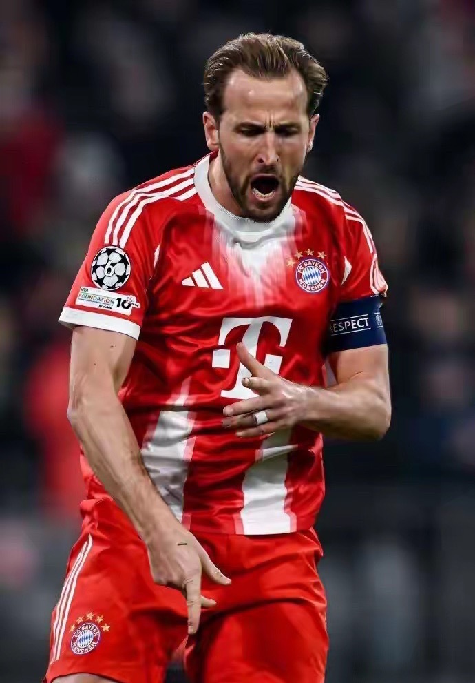 凯恩直白发声聊皇马争议判罚！坦言卡马文加红牌量刑过重，直言皇马常年坐拥裁判红利北