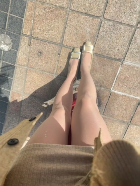 天好热～ ​​​