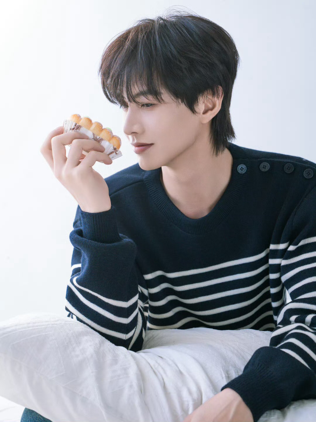 前女友让何健麒公开回执单和编号前女友喊话何健麒 何健麒前女友喊话让他公开回执单和