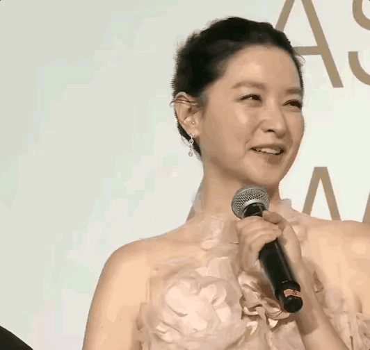 呃……主持人这是有口chou吗[what]这样嫌弃[捂脸]